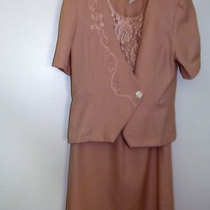 Rose/ Light Pink Dress Suit